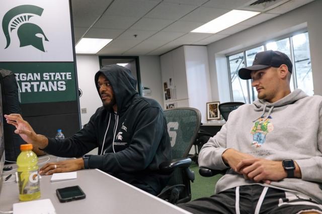 fo, A球员, 指导 fo, A球员, 指导