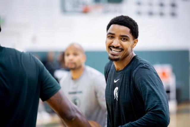 他们的母校, 以及太阳老, ue 他们的母校, 以及太阳老, ue