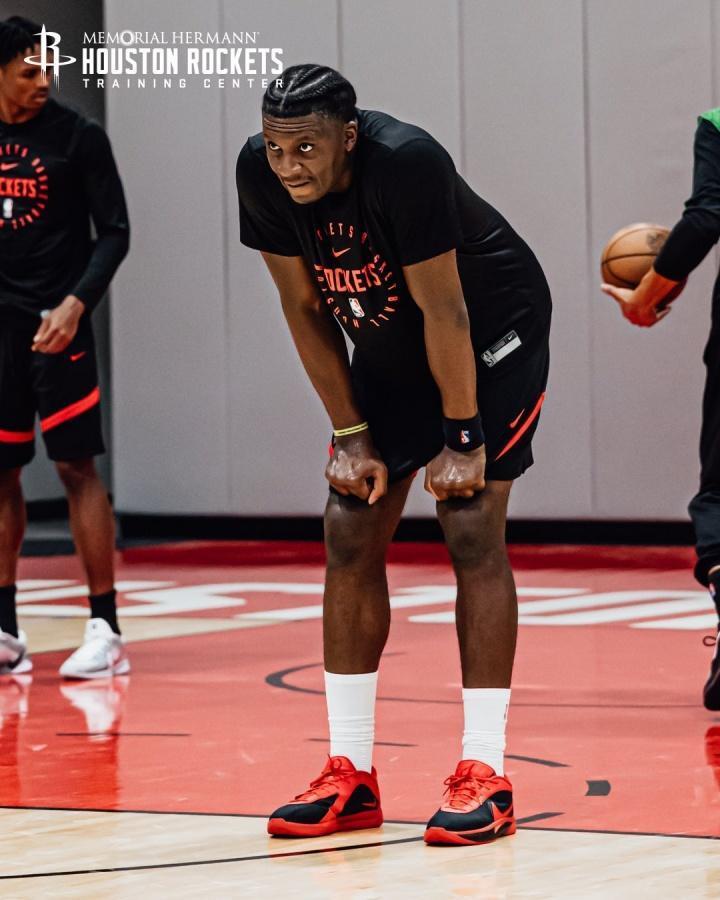 Aiu, 轻压力, 有机会成为 Aiu, 轻压力, 有机会成为